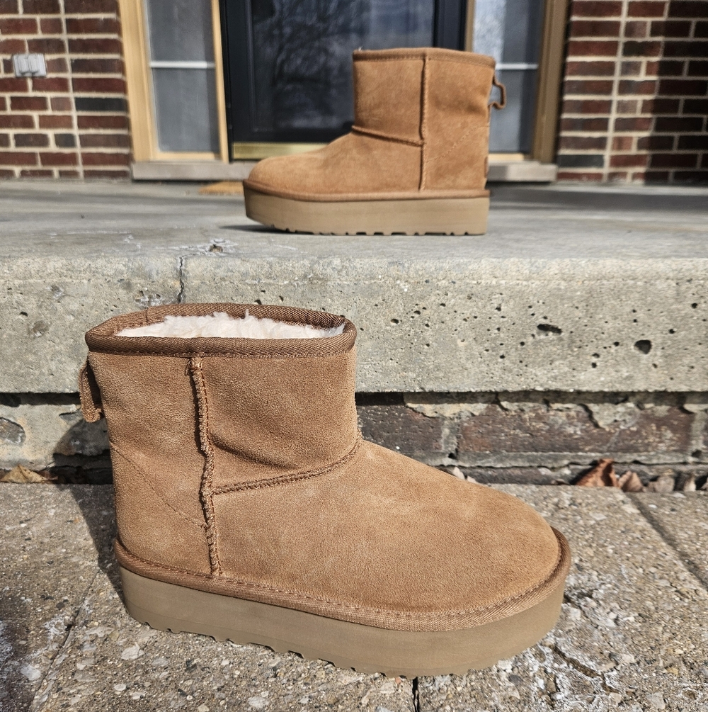 Kid's UGG Classic Mini Suede Boots